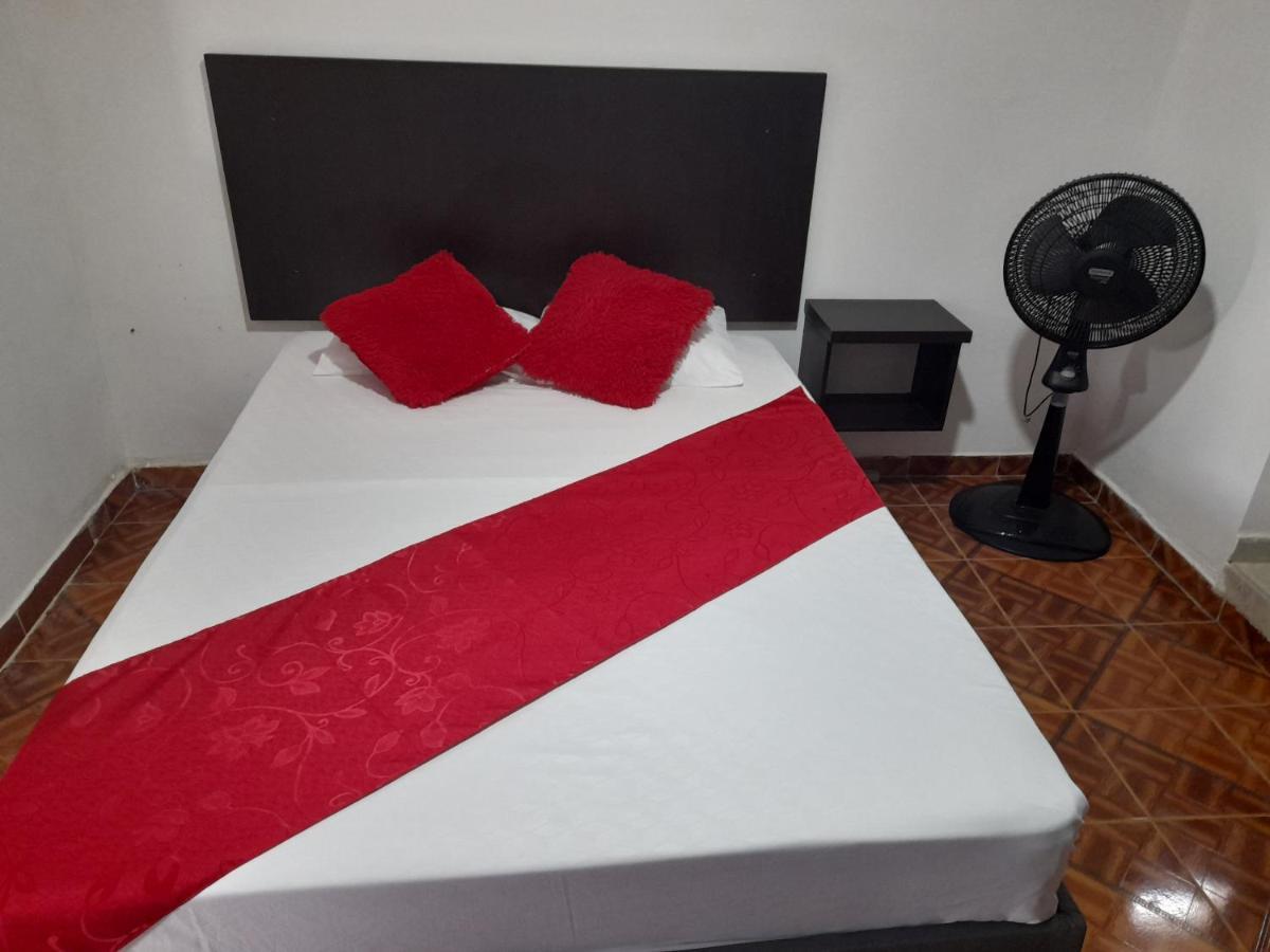 קאלי Apartaestudios El Jardin מראה חיצוני תמונה