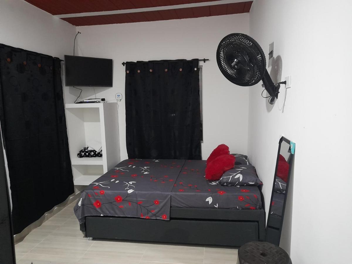 קאלי Apartaestudios El Jardin מראה חיצוני תמונה